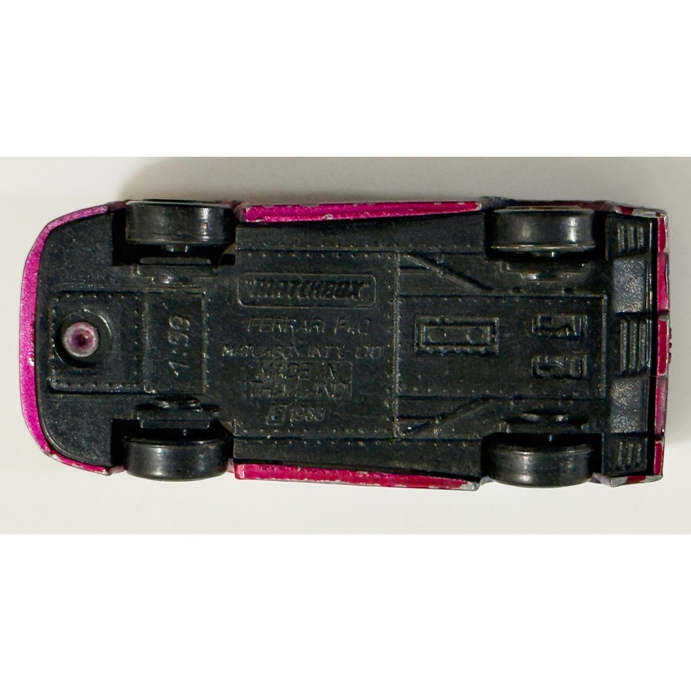 Matchbox Ferrari F40 Toy Car Kids 1:59 Pink Purple Vintage 1988 Diecast - Picture 6 of 6